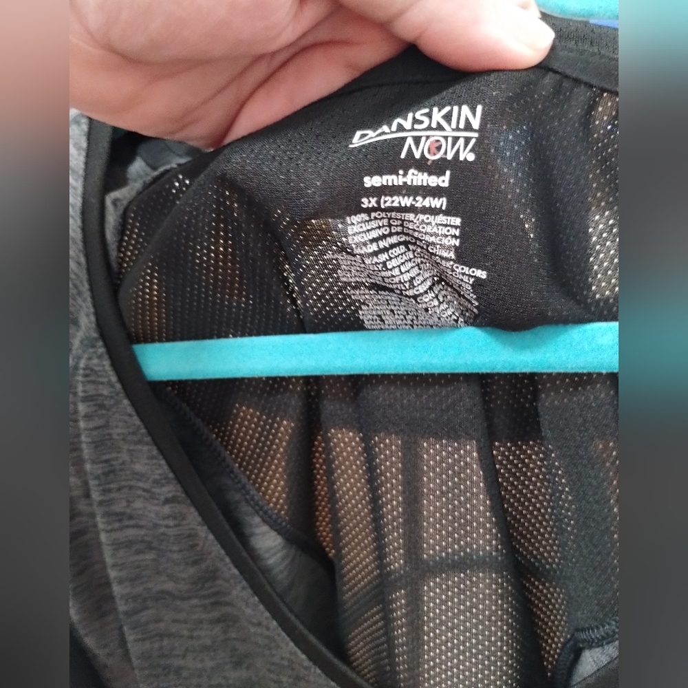 Breathable shirt - Picture 2 of 2